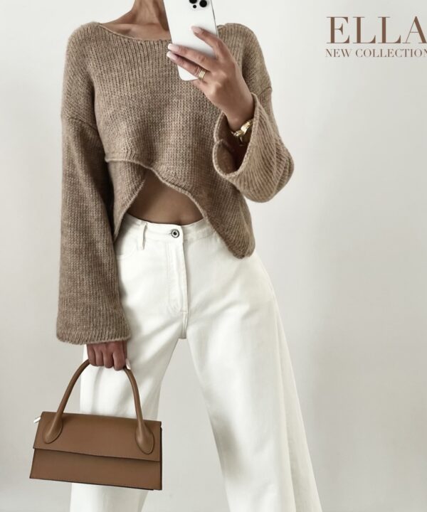 SWETER ELLA ZE ZMIENNĄ FORMĄ STYLIZACJI CAMEL