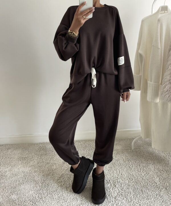 KOMPLET DRESOWY EVITA CZEKOLADOWY