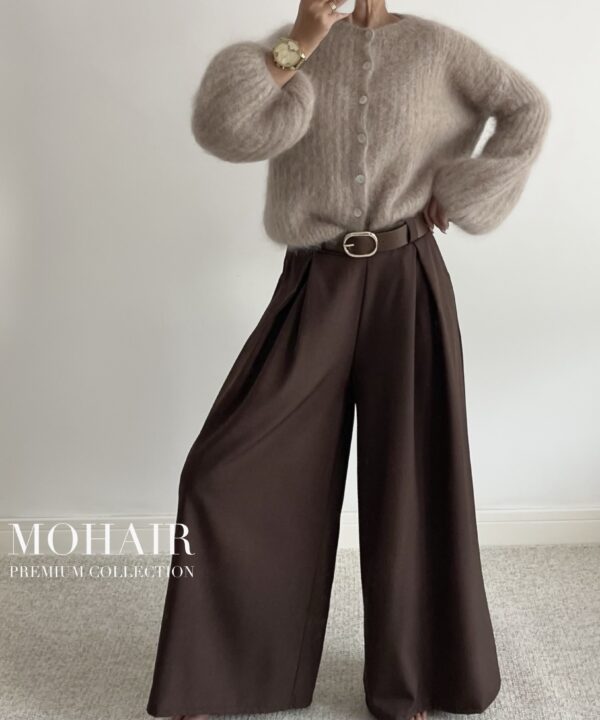 SWETER MOHEROWY PREMIUM DENISE Z GUZIKAMI LATTE