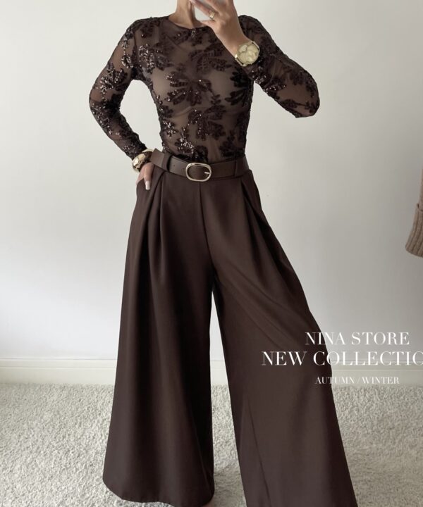 BLUZKA Z CEKINAMI EMILY CZEKOLADOWA