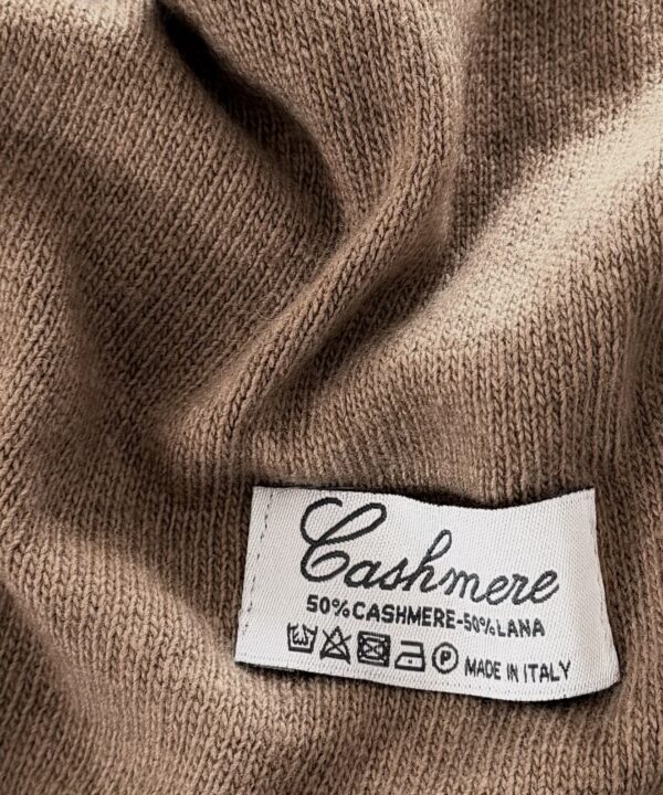 SZAL Z KASZMIREM ISIDE CAMEL